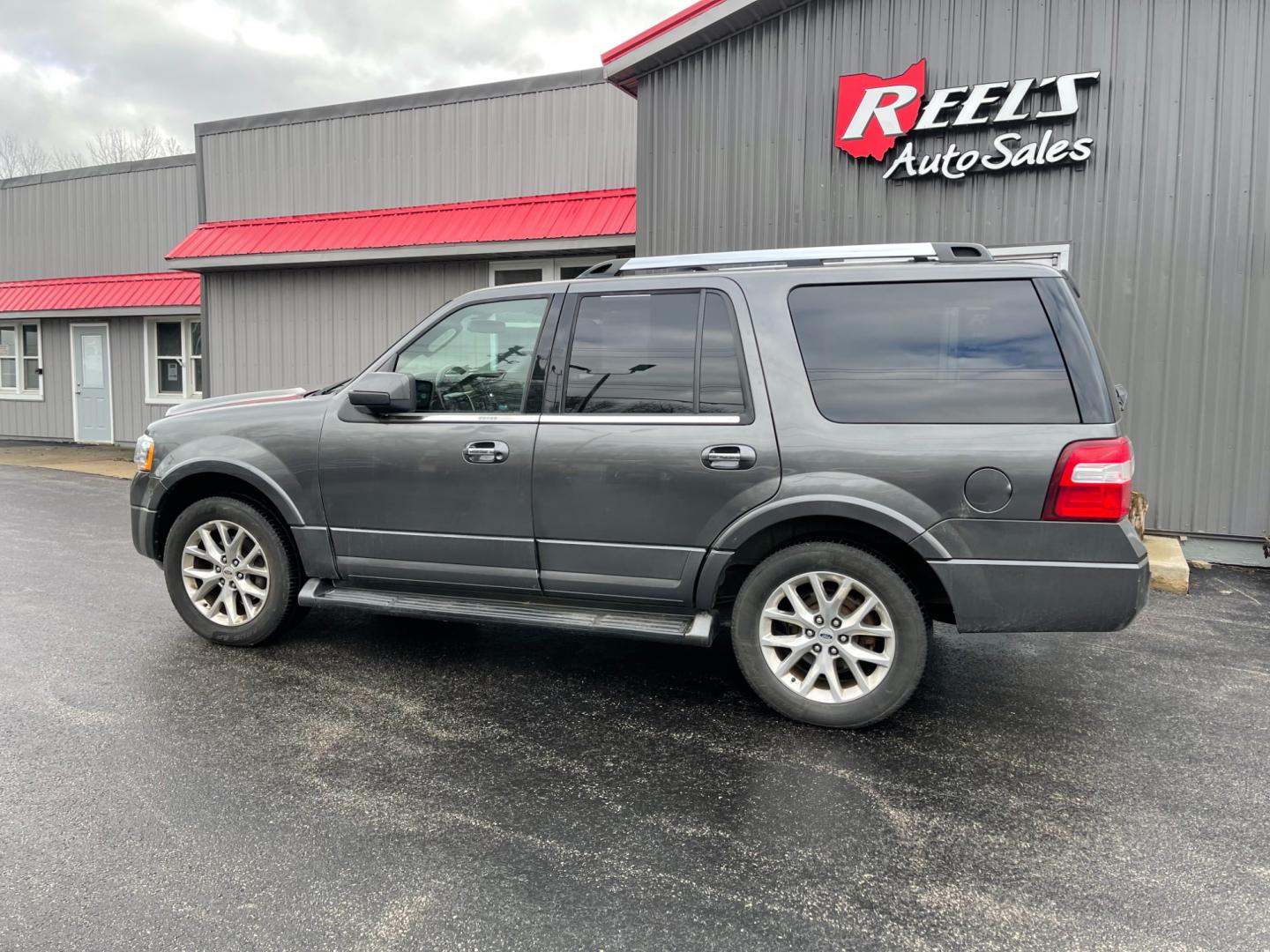 2015 Gray /Black Ford Expedition Limited 4WD (1FMJU2AT6FE) with an 3.5L V6 DOHC 24V TWIN TURBO engine, 6-Speed Automatic transmission, located at 547 E. Main St., Orwell, OH, 44076, (440) 437-5893, 41.535435, -80.847855 - Photo#11